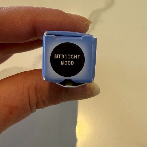 ✨CLOSET CLEAR OUT ✨Item Beauty - Lash Snack Lengthening Mascara - Picture 2 of 2